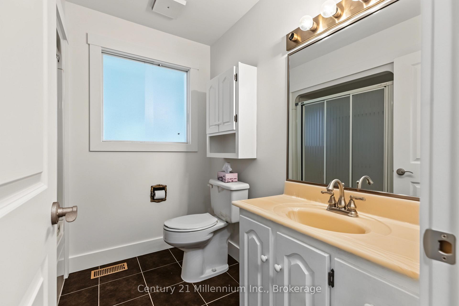 Photo 38 of 1945 7th Avenue E, Owen Sound — HOMEH