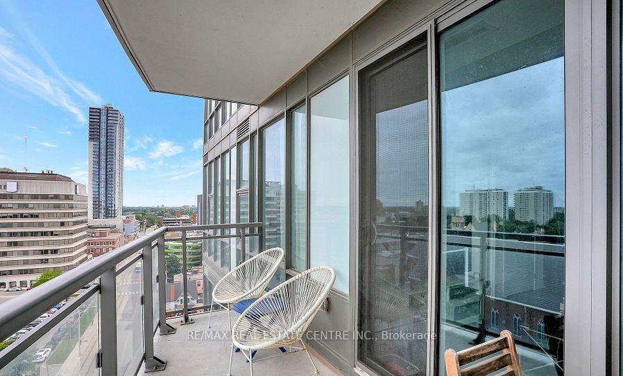 Photo 5 of Unit 403, 85 Duke Street W, Kitchener, City Commercial Core — HOMEH