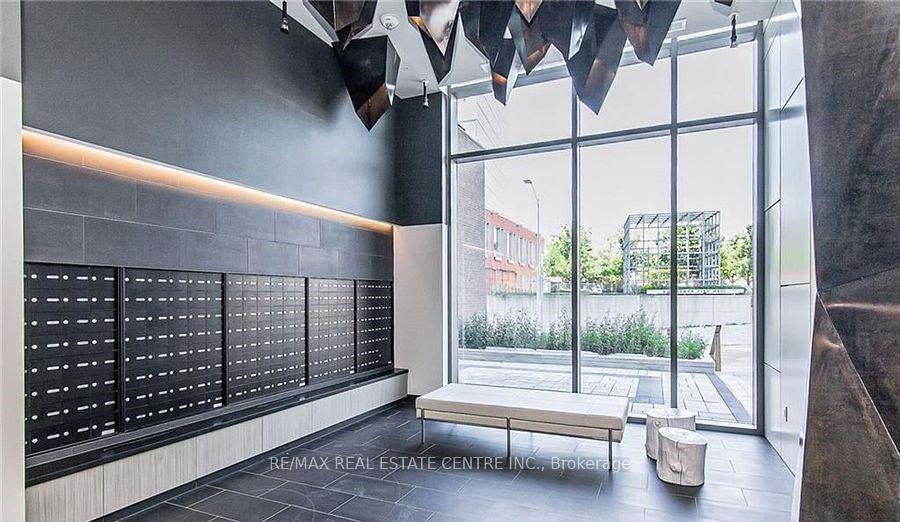 Photo 6 of Unit 403, 85 Duke Street W, Kitchener, City Commercial Core — HOMEH