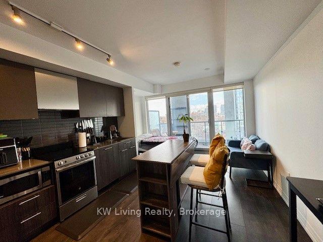 Photo 3 of Unit 712, 251 Jarvis Street, Toronto, Church-Yonge Corridor — HOMEH