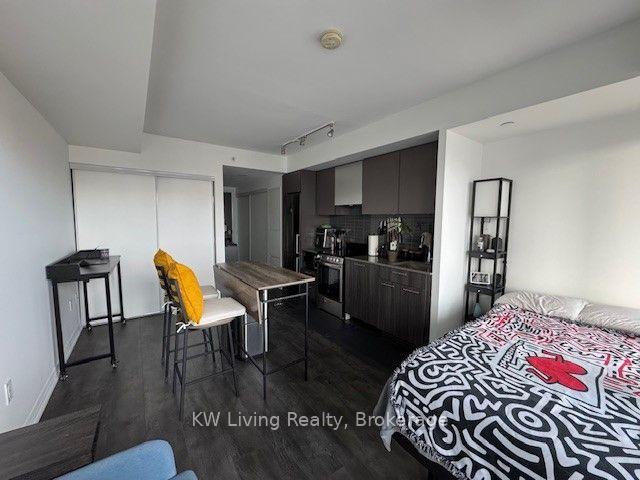Photo 5 of Unit 712, 251 Jarvis Street, Toronto, Church-Yonge Corridor — HOMEH