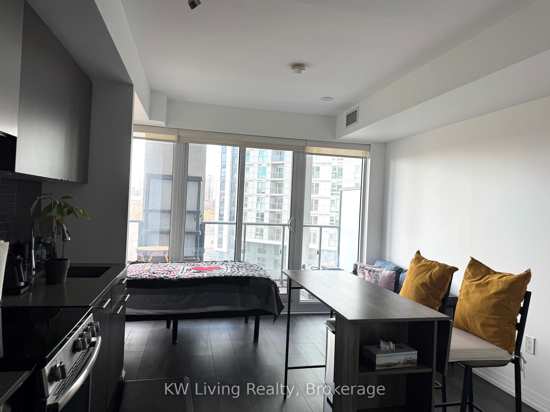 Photo 7 of Unit 712, 251 Jarvis Street, Toronto, Church-Yonge Corridor — HOMEH