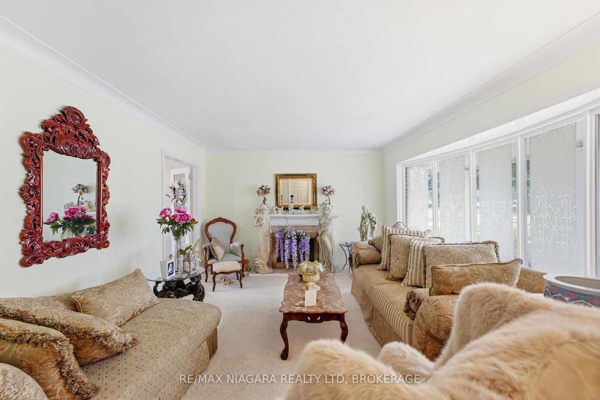 Photo 4 of 20 Arthur Street, St. Catharines, Lakeshore — HOMEH
