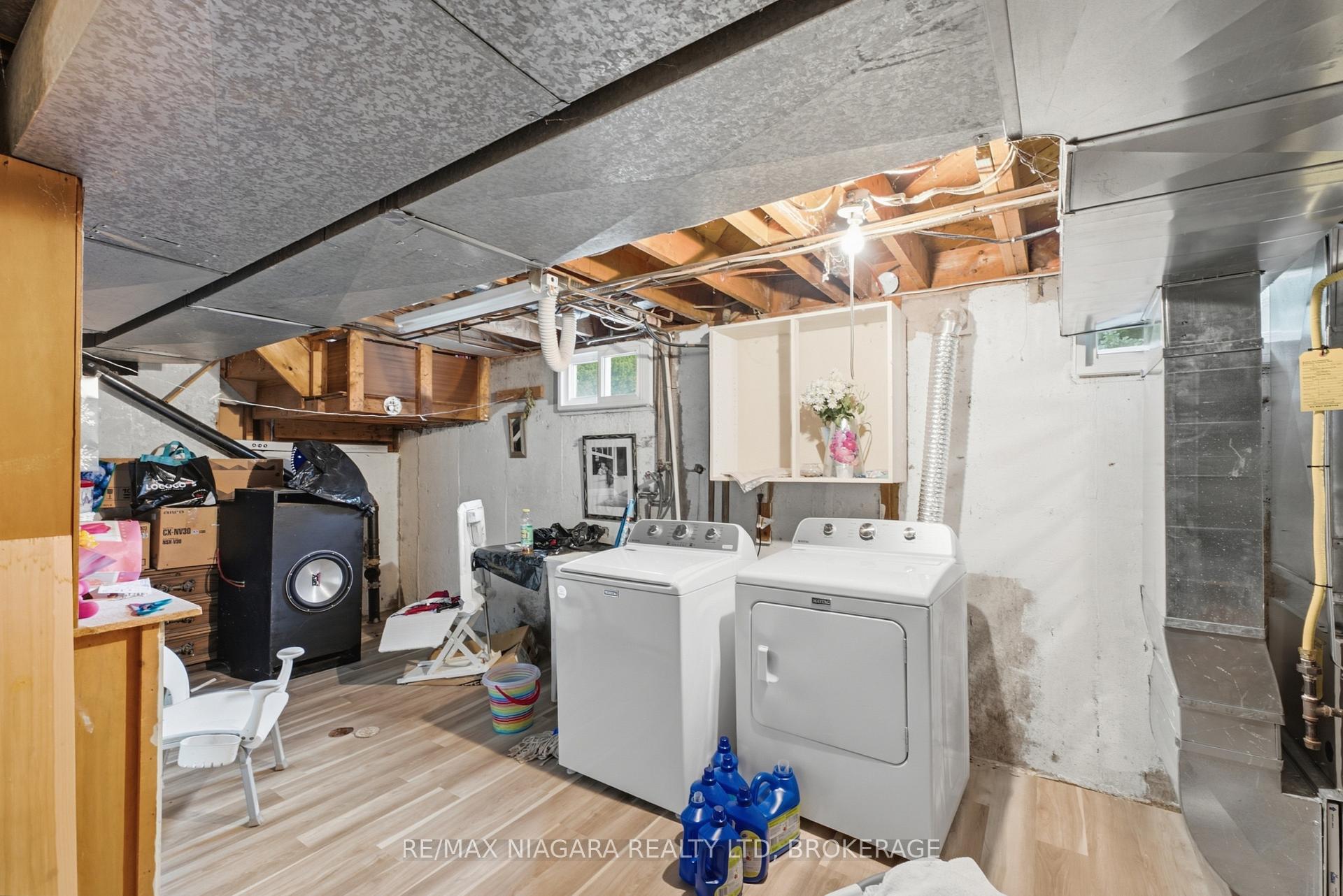 Photo 23 of 20 Arthur Street, St. Catharines, Lakeshore — HOMEH