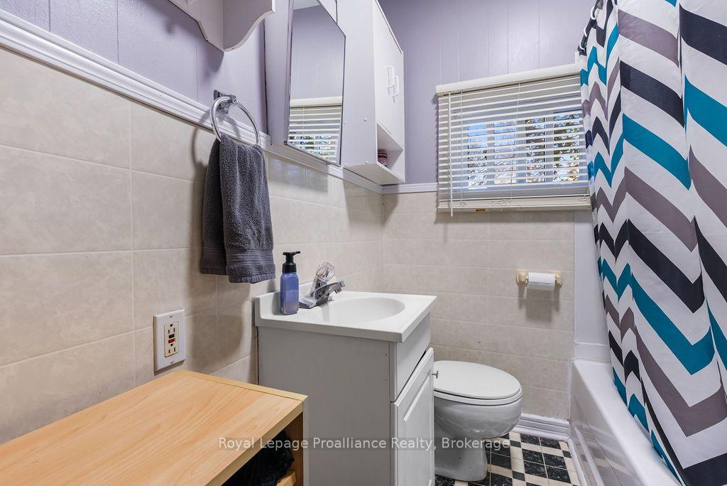 Photo 17 of 151 Stanley Street, Belleville, Belleville Ward — HOMEH