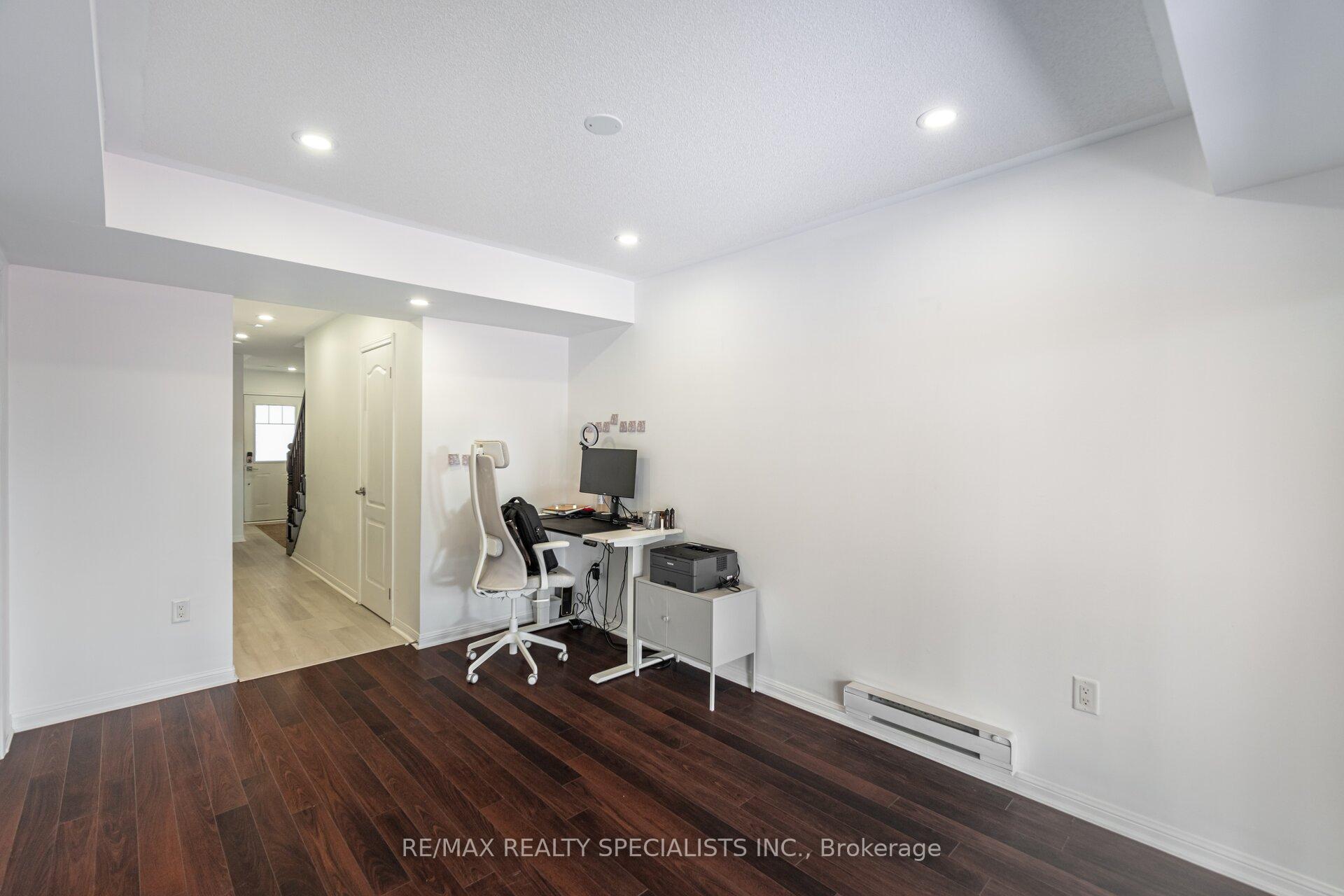 Photo 32 of 81 Vanhorne Close, Brampton, Northwest Brampton — HOMEH