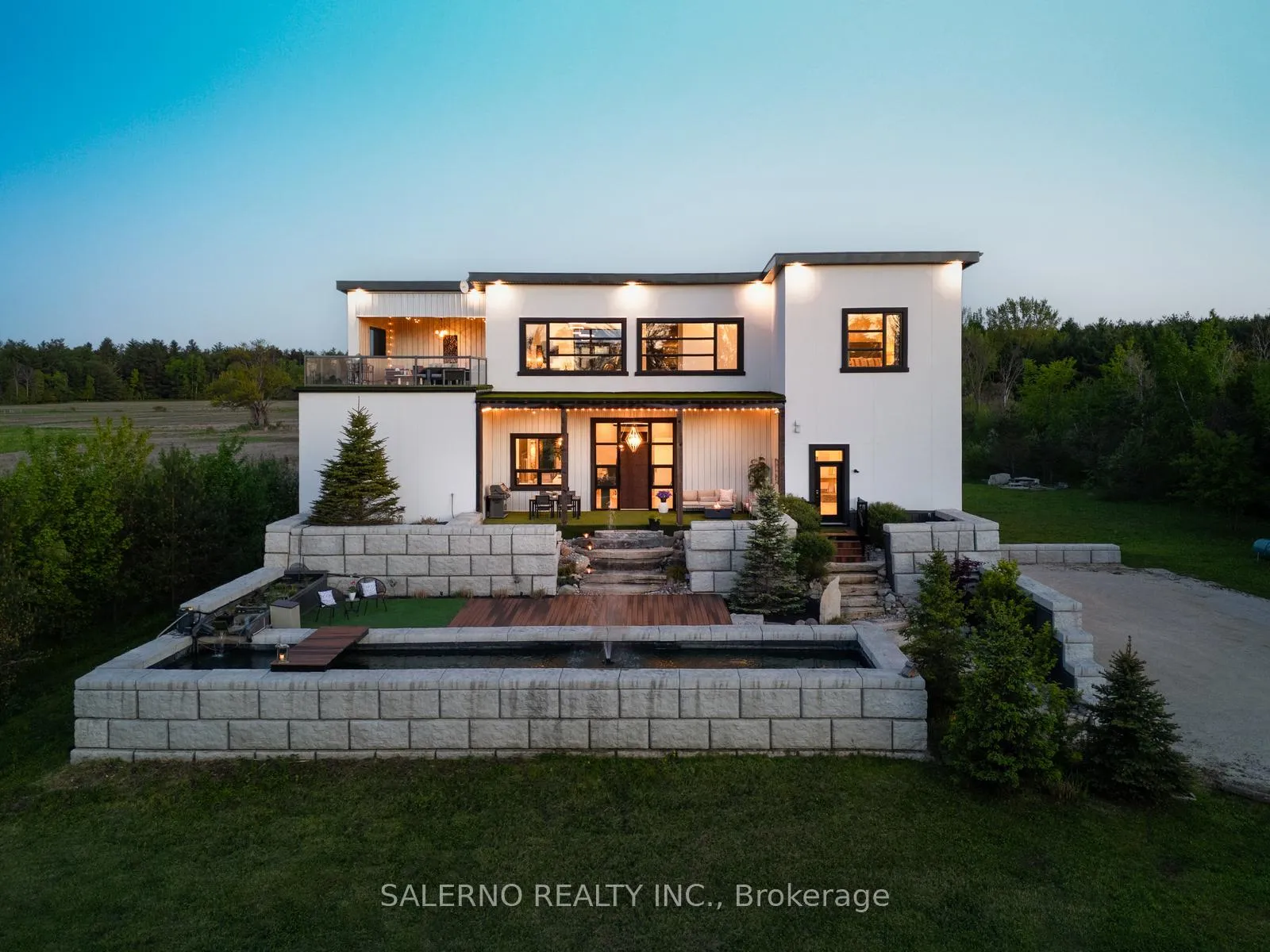 Front of 6903 36/37 Nottawasaga Side Road E