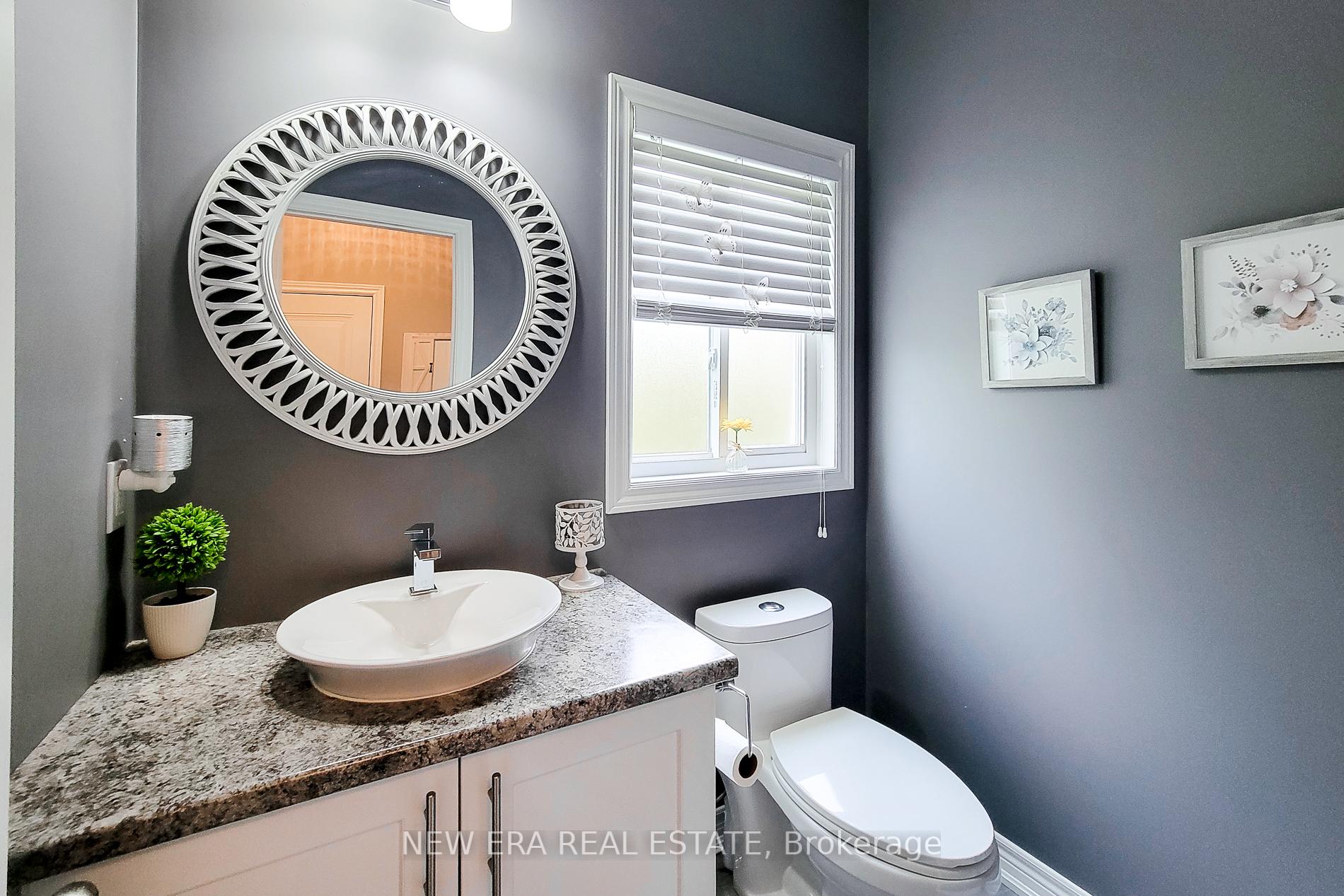 Photo 21 of 4274 Sixth Avenue, Niagara Falls, Downtown — HOMEH