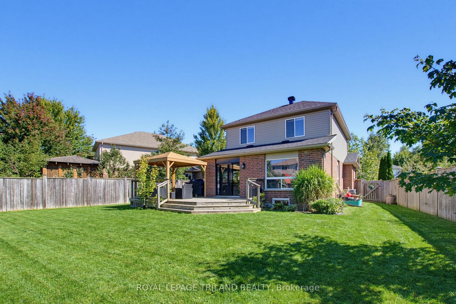 Photo 35 of 994 Foxcreek Road, London, North S — HOMEH