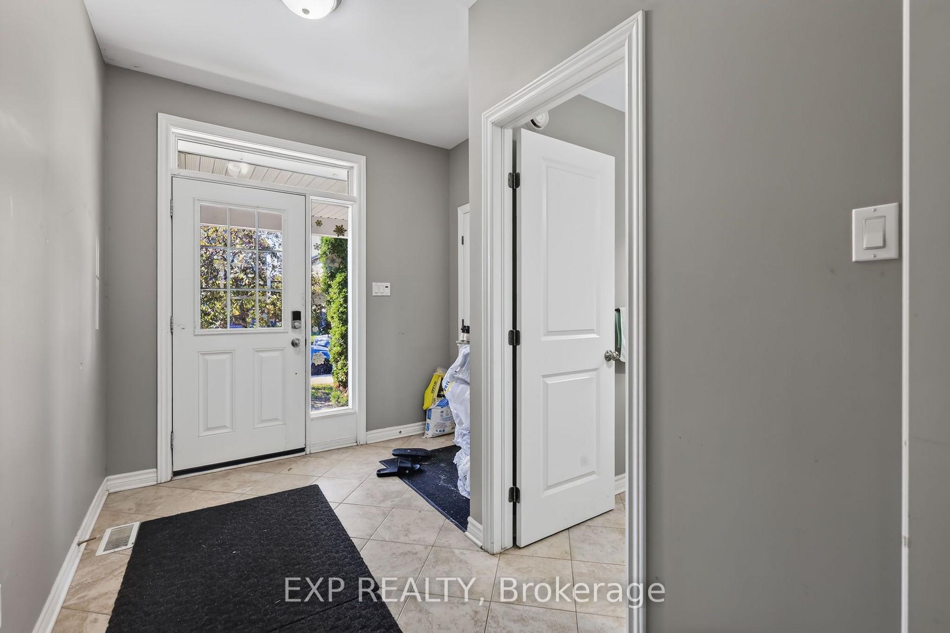 Photo 6 of 632 Willowmere Way, Ottawa, Blossom Park/Kemp Park/Findlay Creek — HOMEH