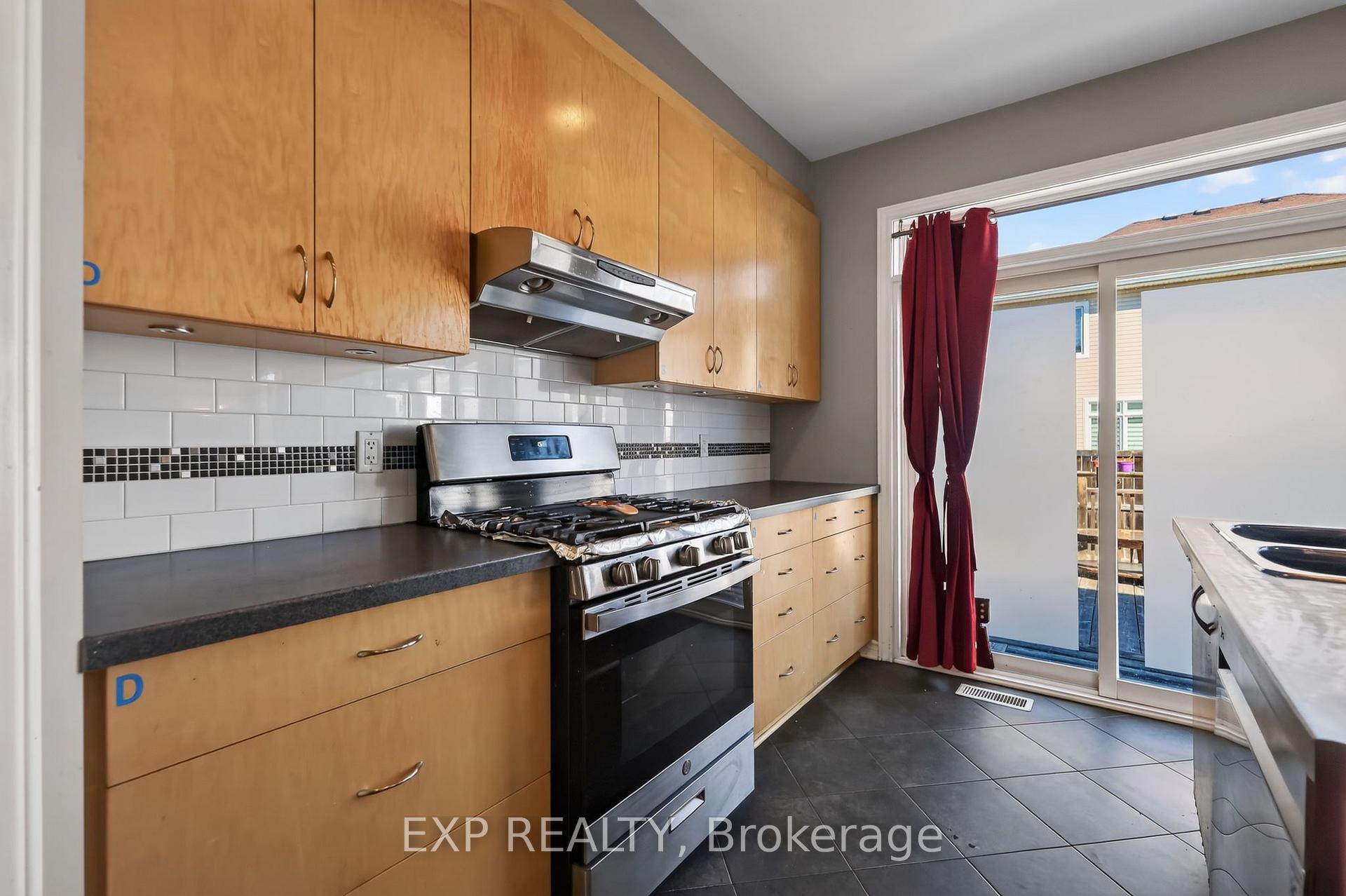 Photo 19 of 632 Willowmere Way, Ottawa, Blossom Park/Kemp Park/Findlay Creek — HOMEH
