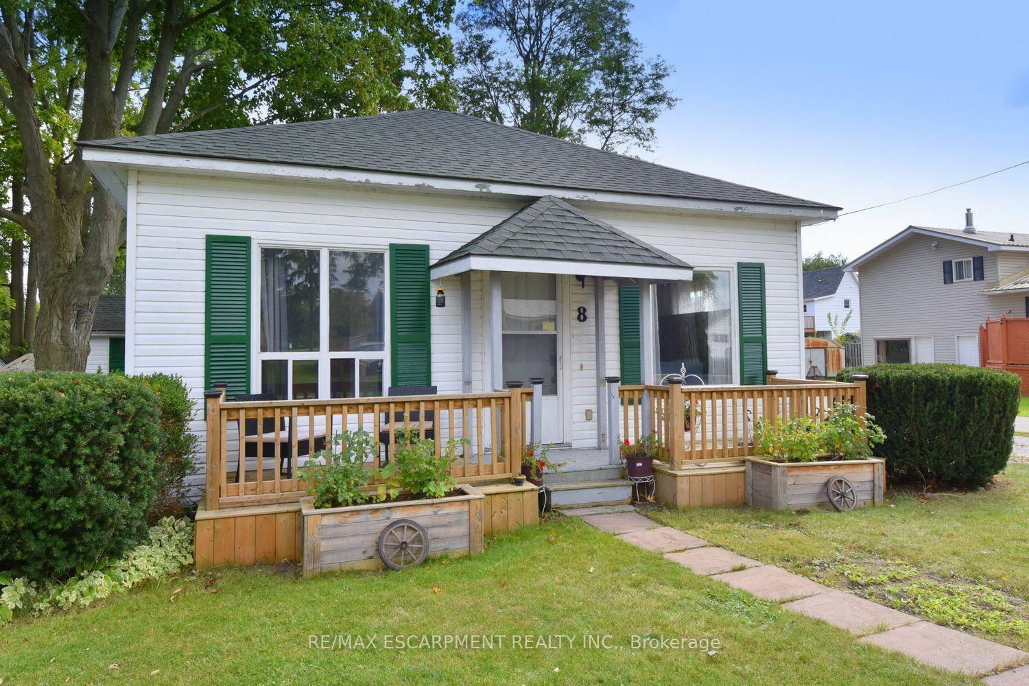 Photo of 8 Chestnut Street