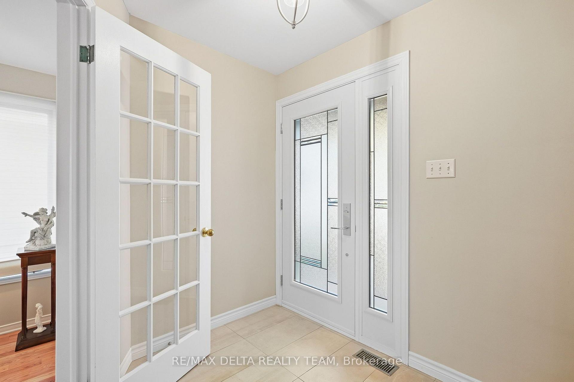 Photo 4 of 7004 Notre Dame Street, Ottawa, Chateauneuf — HOMEH
