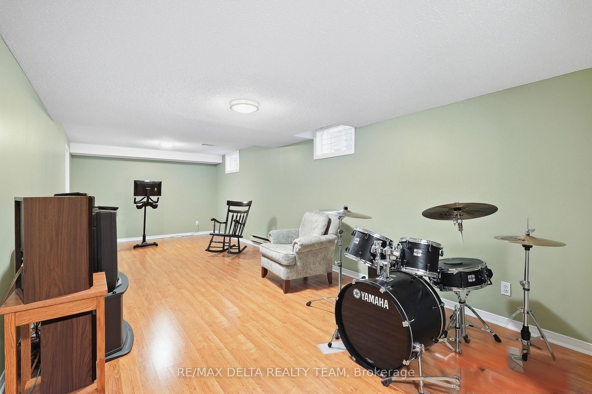 Photo 33 of 7004 Notre Dame Street, Ottawa, Chateauneuf — HOMEH