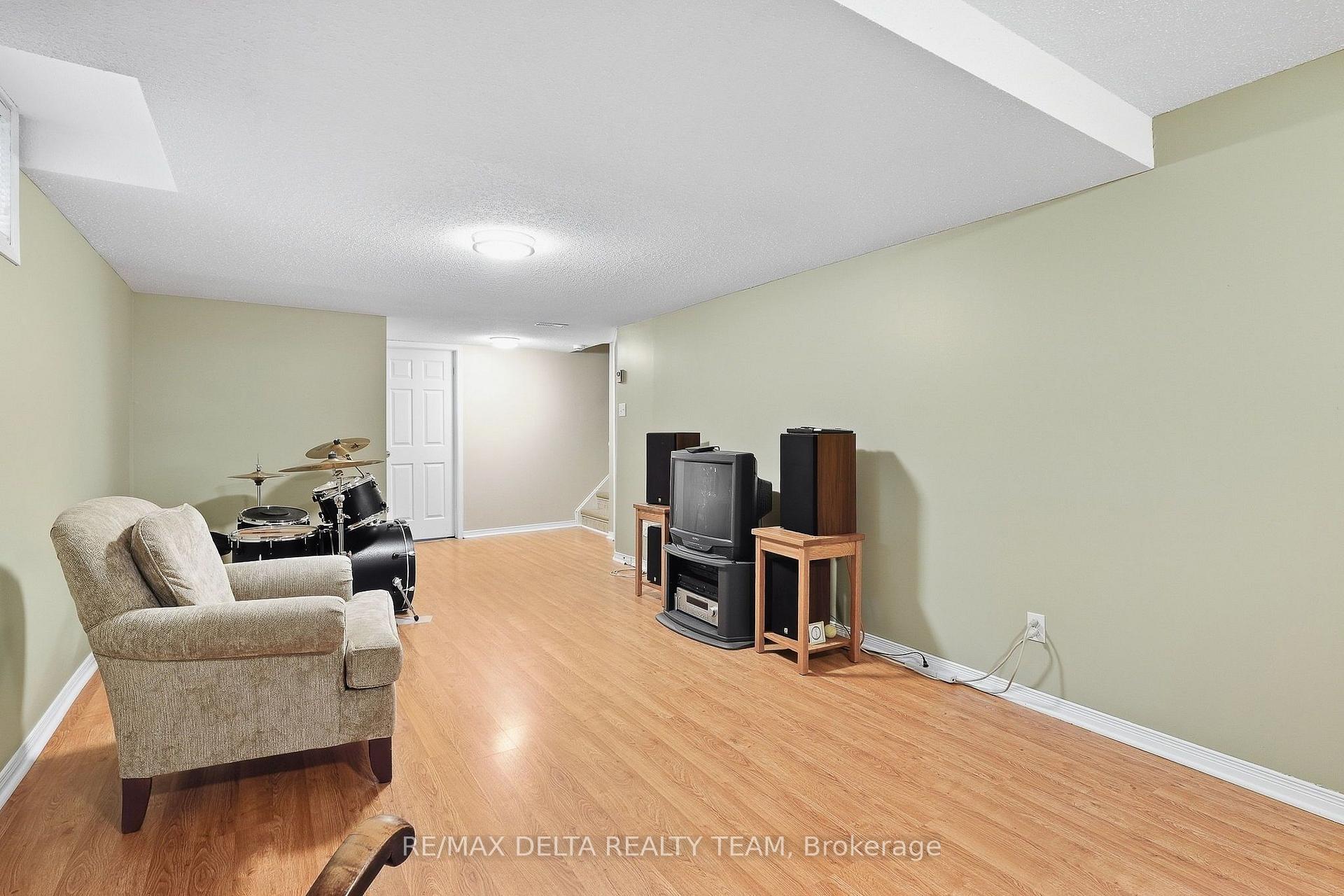 Photo 35 of 7004 Notre Dame Street, Ottawa, Chateauneuf — HOMEH