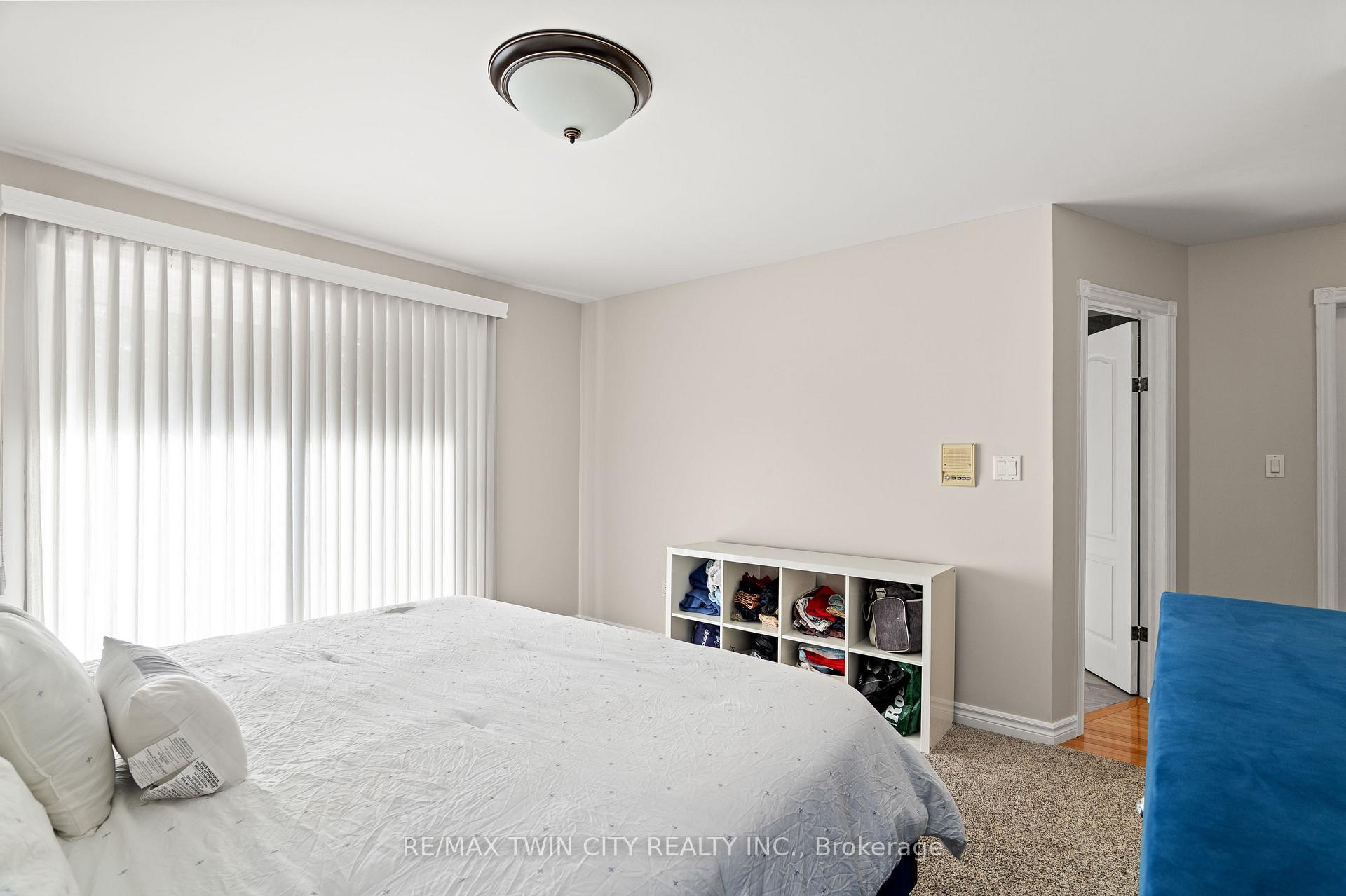 Photo 28 of 648 Bayhampton Crescent, Waterloo, Colonial Acres — HOMEH