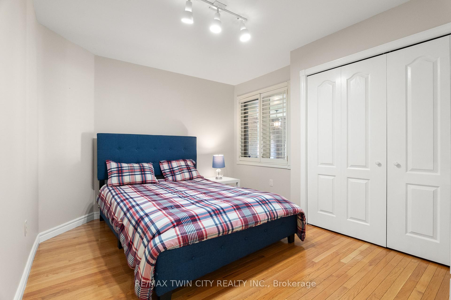 Photo 29 of 648 Bayhampton Crescent, Waterloo, Colonial Acres — HOMEH