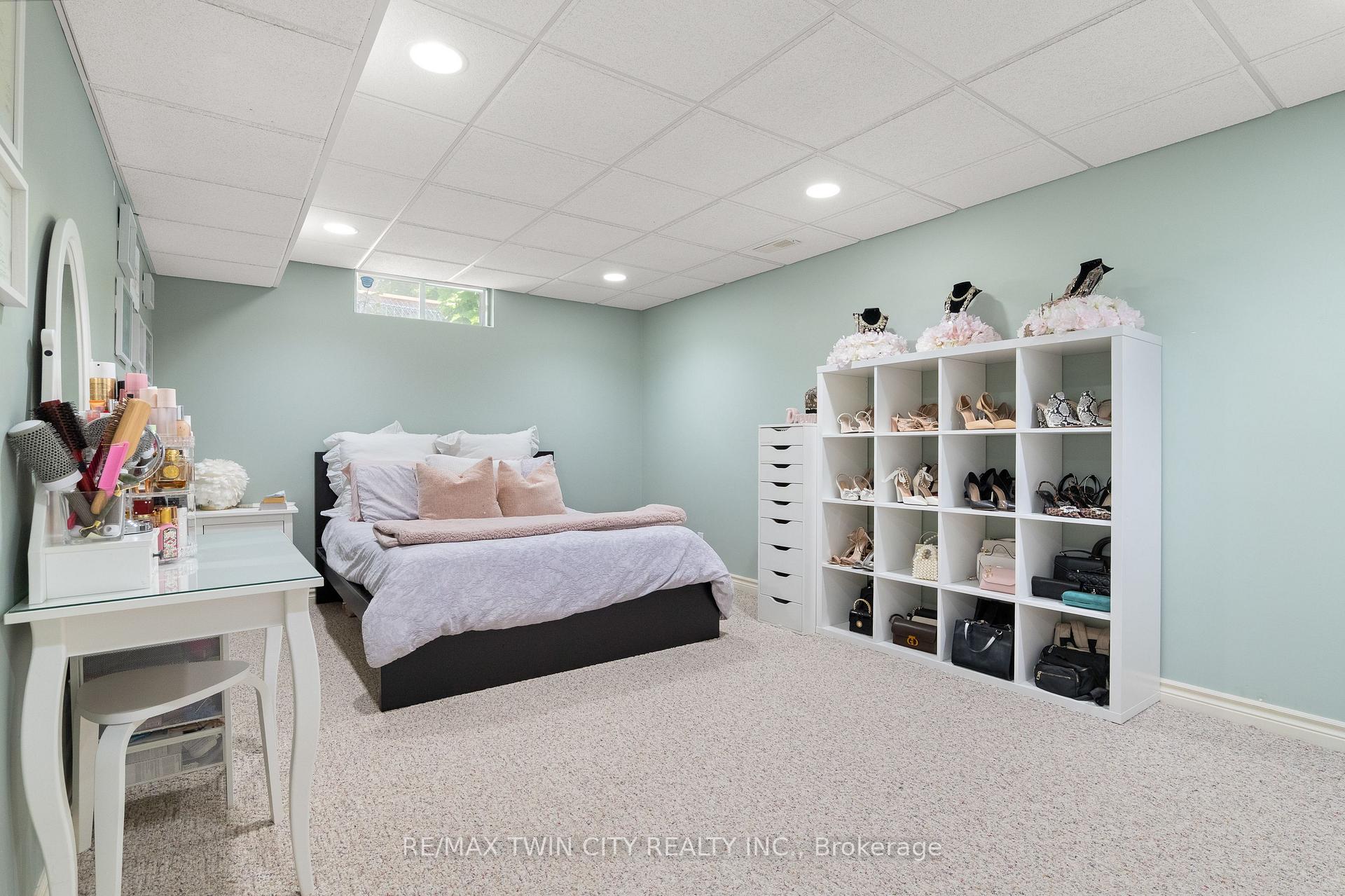 Photo 35 of 648 Bayhampton Crescent, Waterloo, Colonial Acres — HOMEH