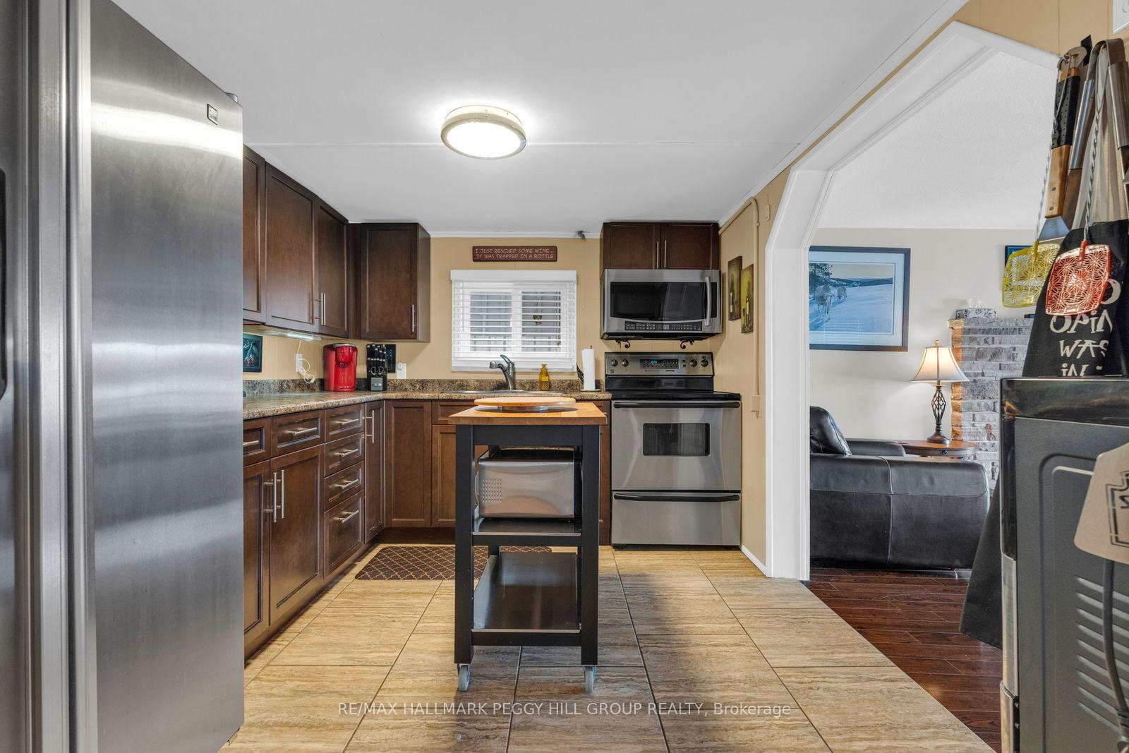 Photo 5 of 7700 Oak Point Road, Ramara, Rural Ramara — HOMEH