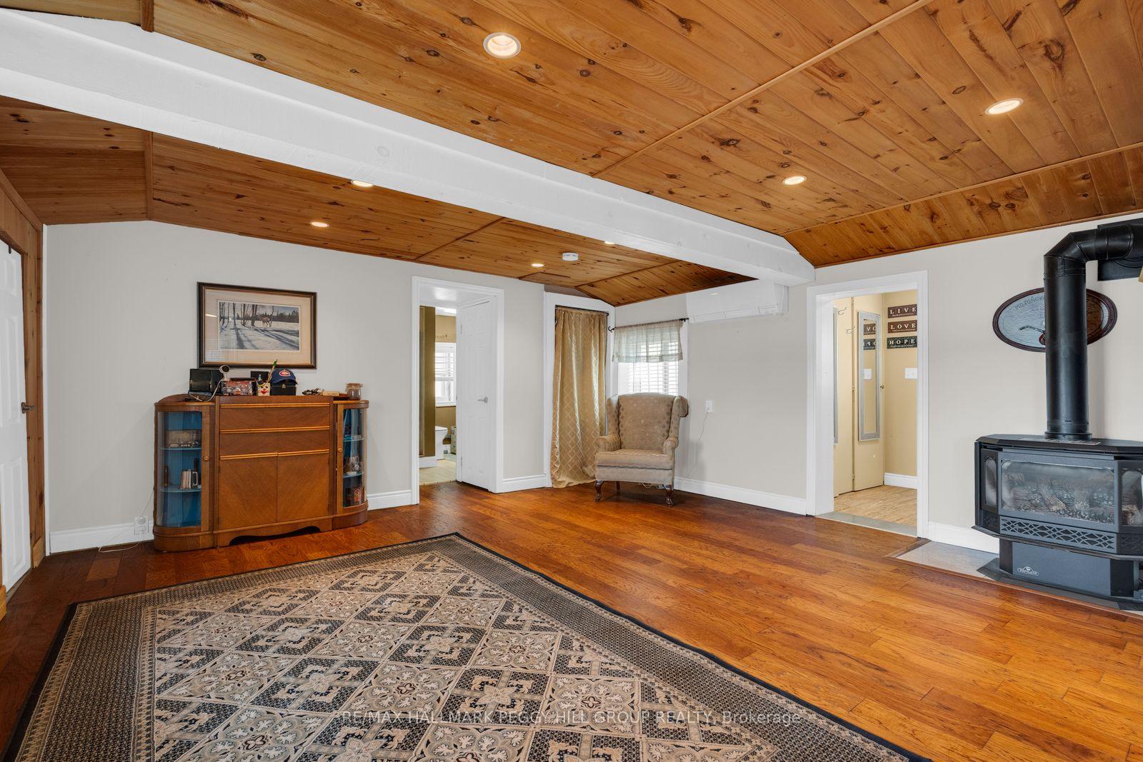 Photo 6 of 7700 Oak Point Road, Ramara, Rural Ramara — HOMEH