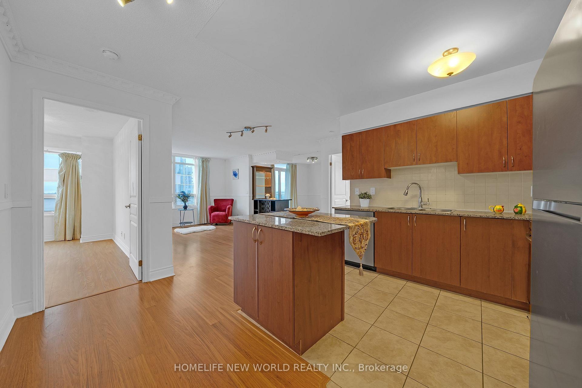 Photo 3 of Unit 912, 55 South Town Centre Boulevard, Markham, Unionville — HOMEH
