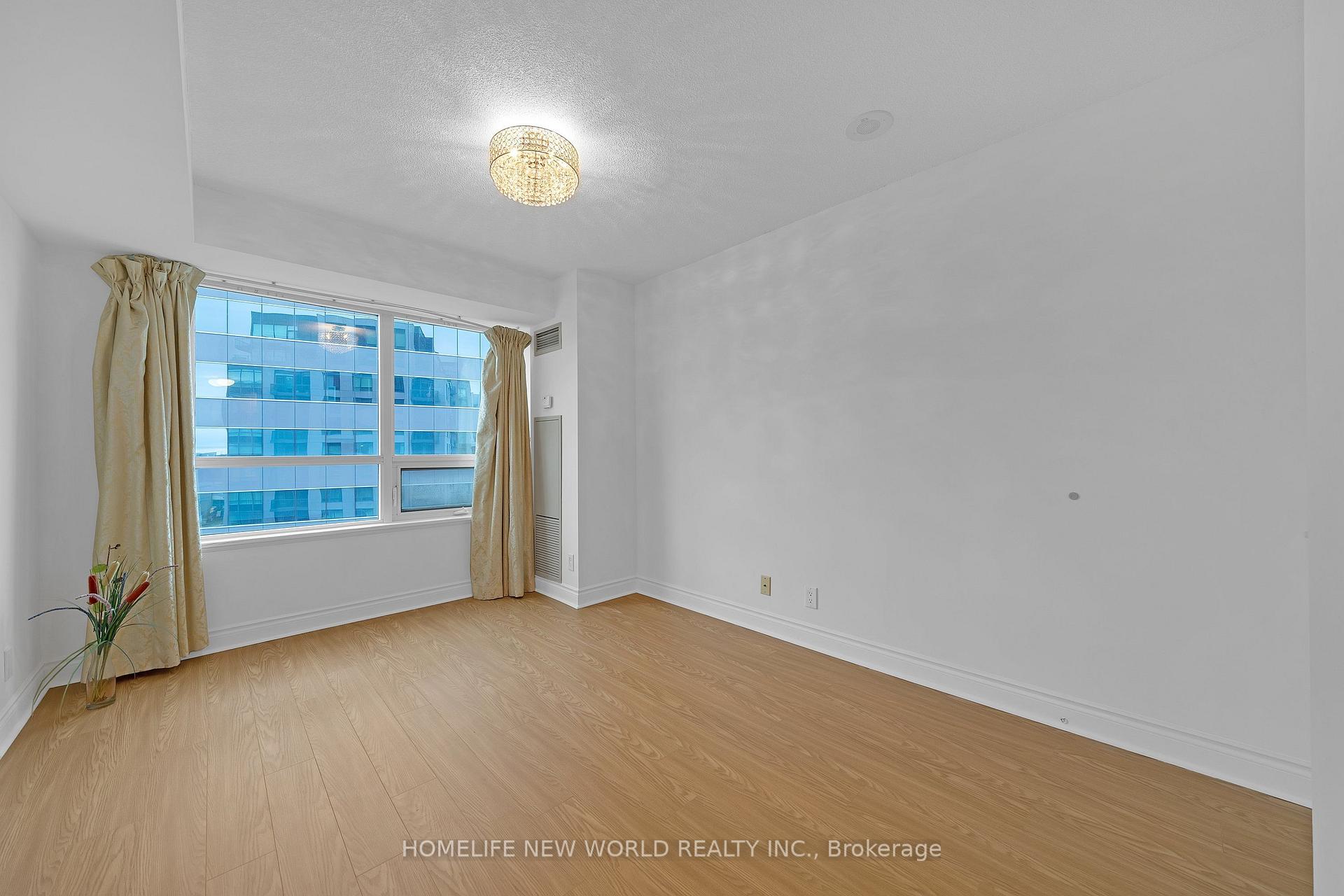 Photo 15 of Unit 912, 55 South Town Centre Boulevard, Markham, Unionville — HOMEH