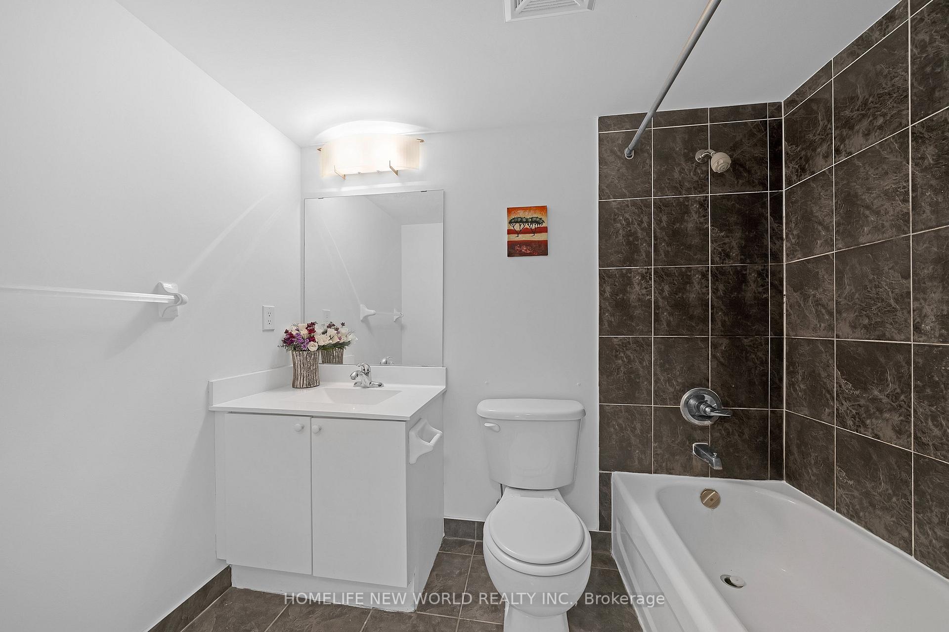 Photo 19 of Unit 912, 55 South Town Centre Boulevard, Markham, Unionville — HOMEH