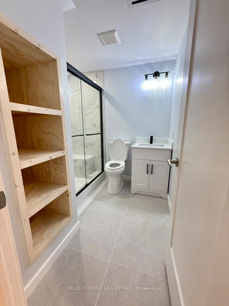 Photo 18 of 1458 Wright Crescent, London, North S — HOMEH