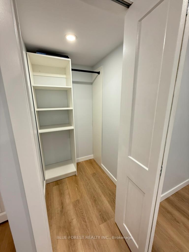 Photo 23 of 1458 Wright Crescent, London, North S — HOMEH