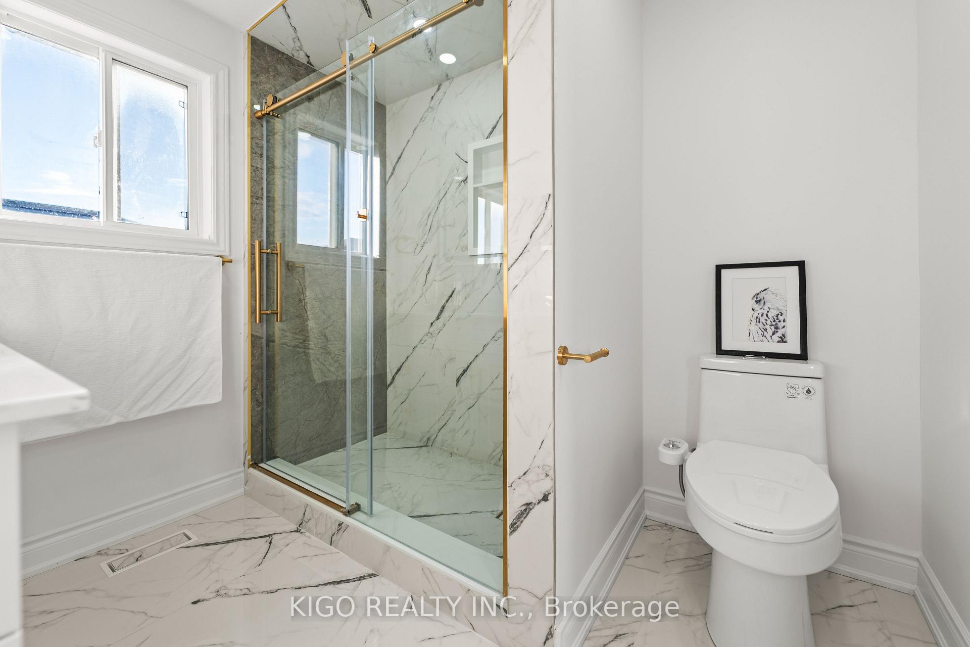 Photo 16 of 25 Bush Clover Crescent, Kitchener, Laurentian Hills — HOMEH