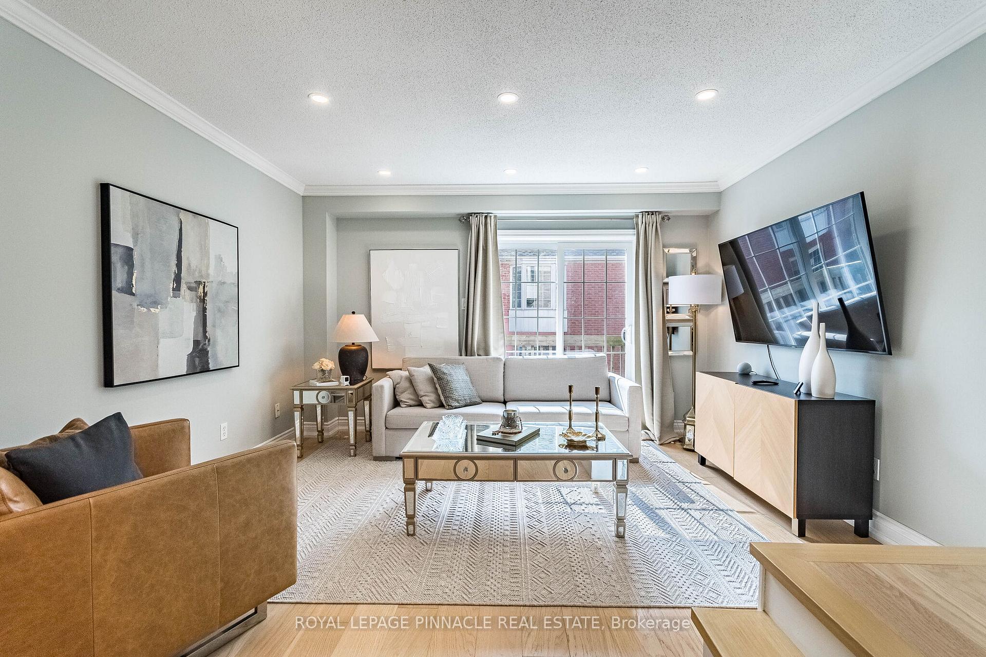 Photo 21 of Unit 4, 3480 Upper Middle Road, Burlington, Palmer — HOMEH