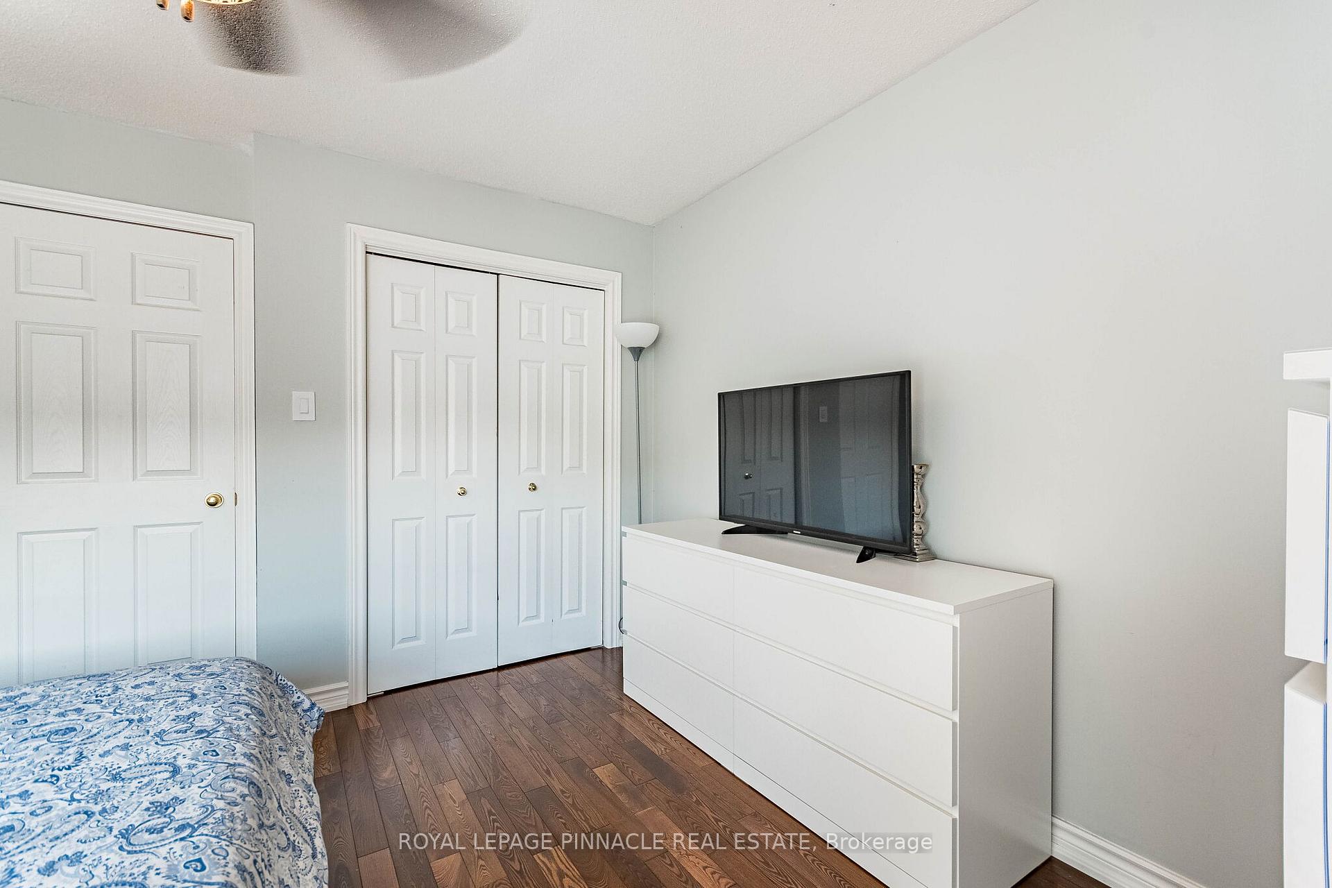 Photo 30 of Unit 4, 3480 Upper Middle Road, Burlington, Palmer — HOMEH