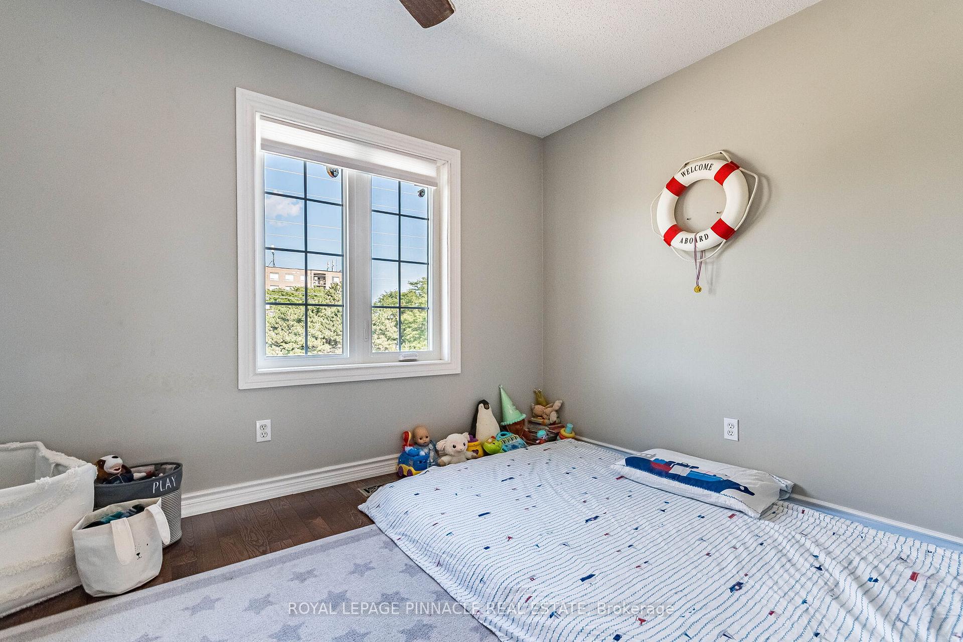 Photo 34 of Unit 4, 3480 Upper Middle Road, Burlington, Palmer — HOMEH