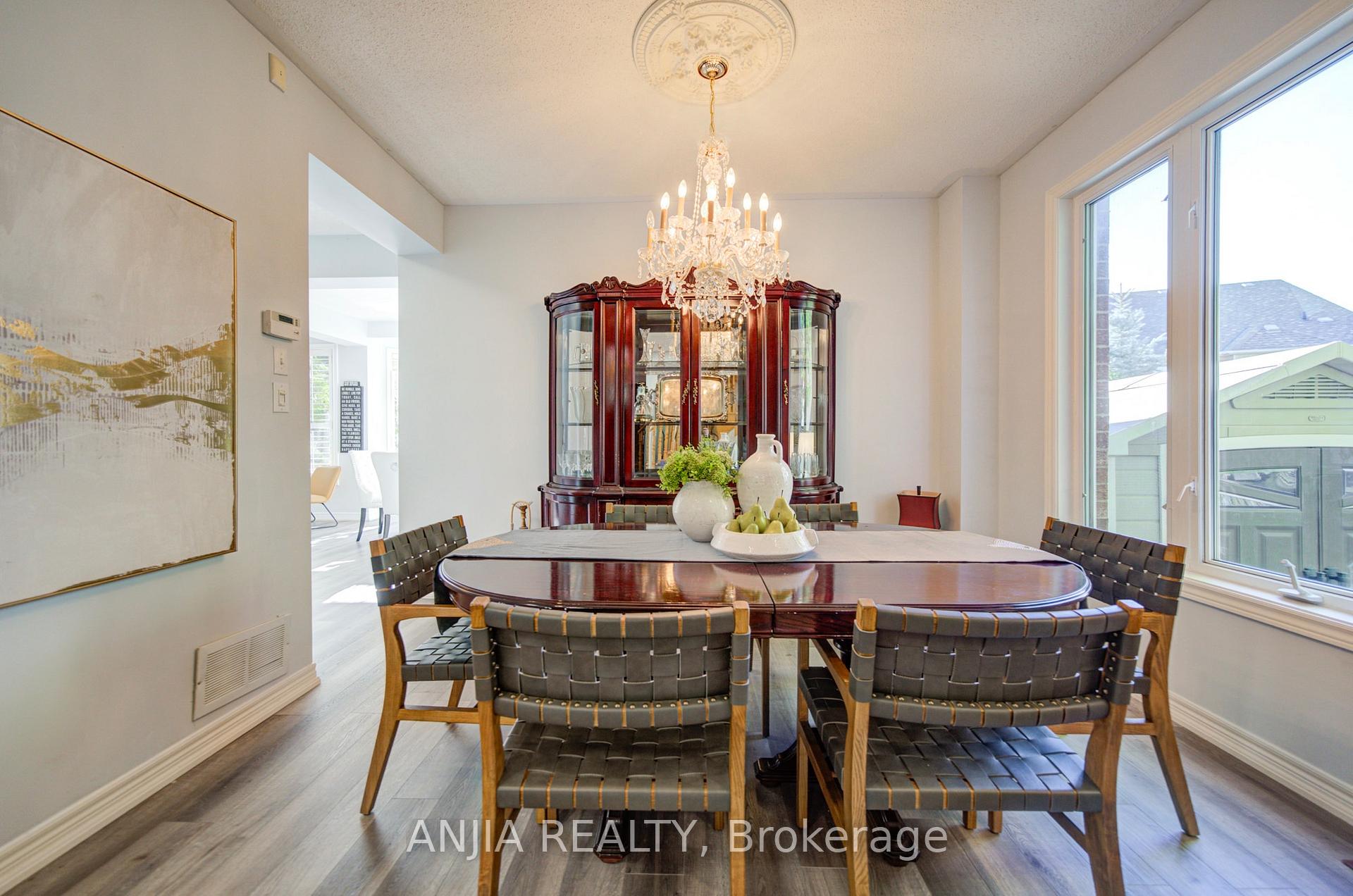 Photo 6 of 16 Forest Manor Place, Markham, Wismer — HOMEH