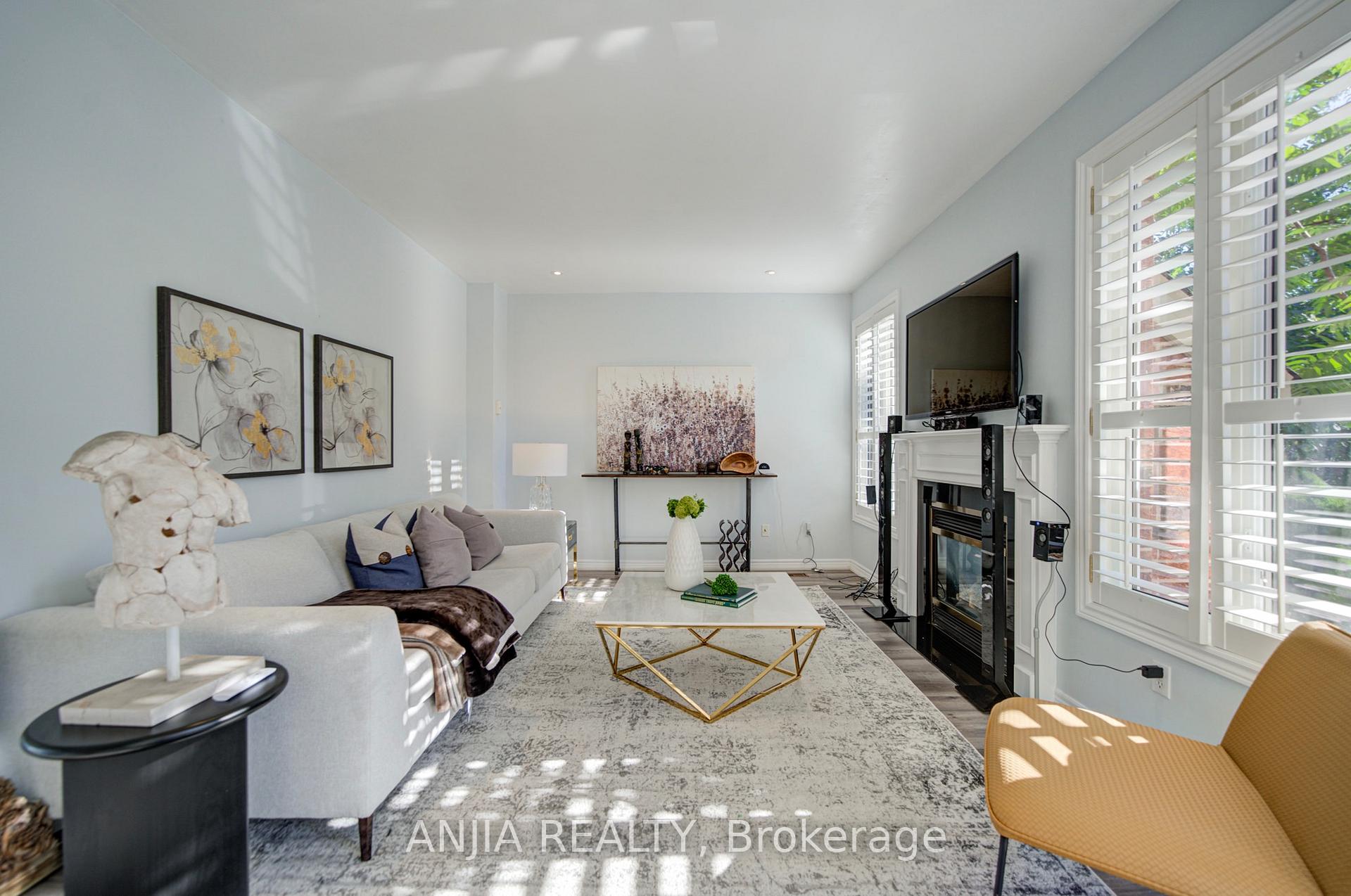 Photo 9 of 16 Forest Manor Place, Markham, Wismer — HOMEH