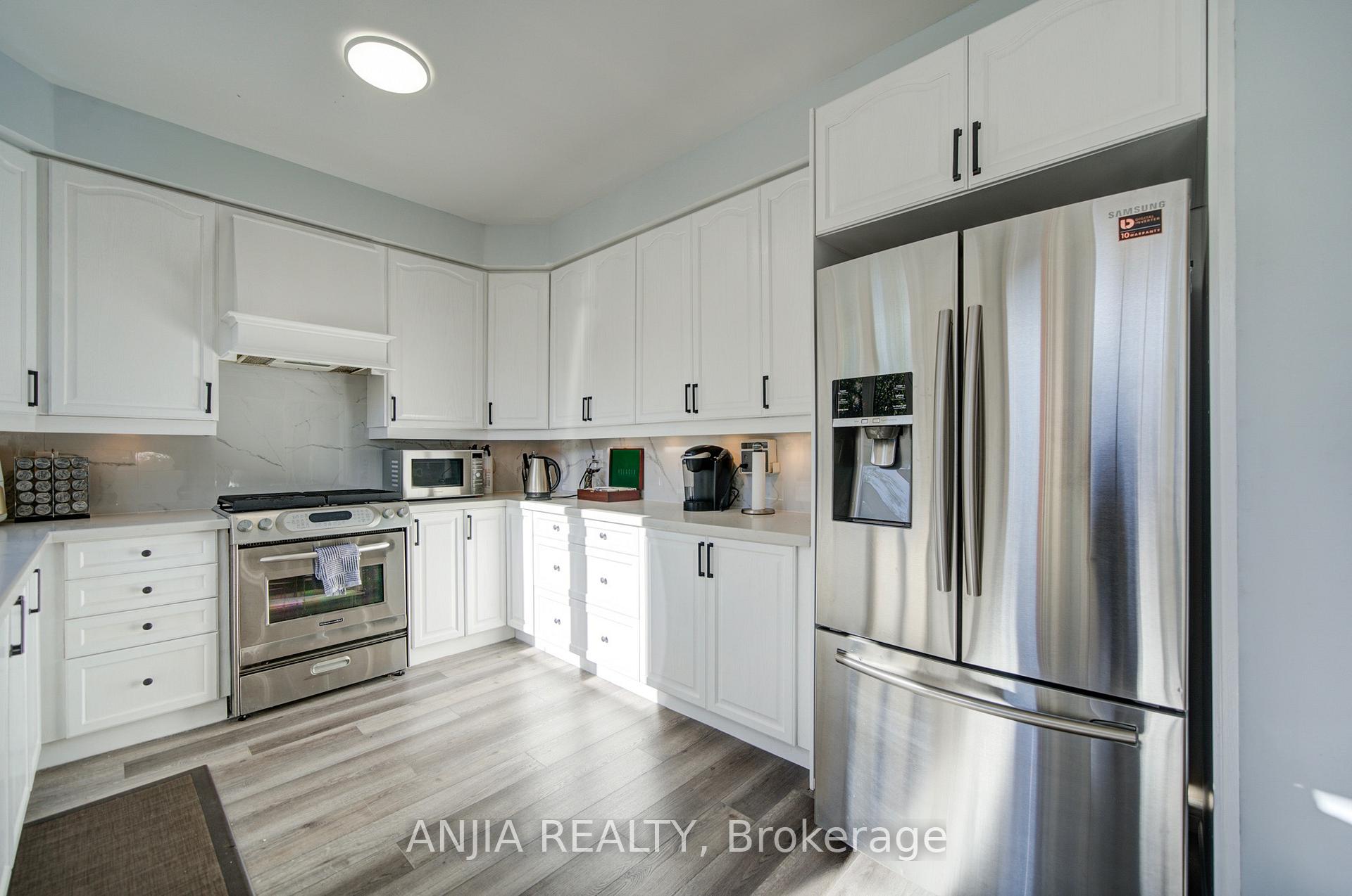 Photo 17 of 16 Forest Manor Place, Markham, Wismer — HOMEH