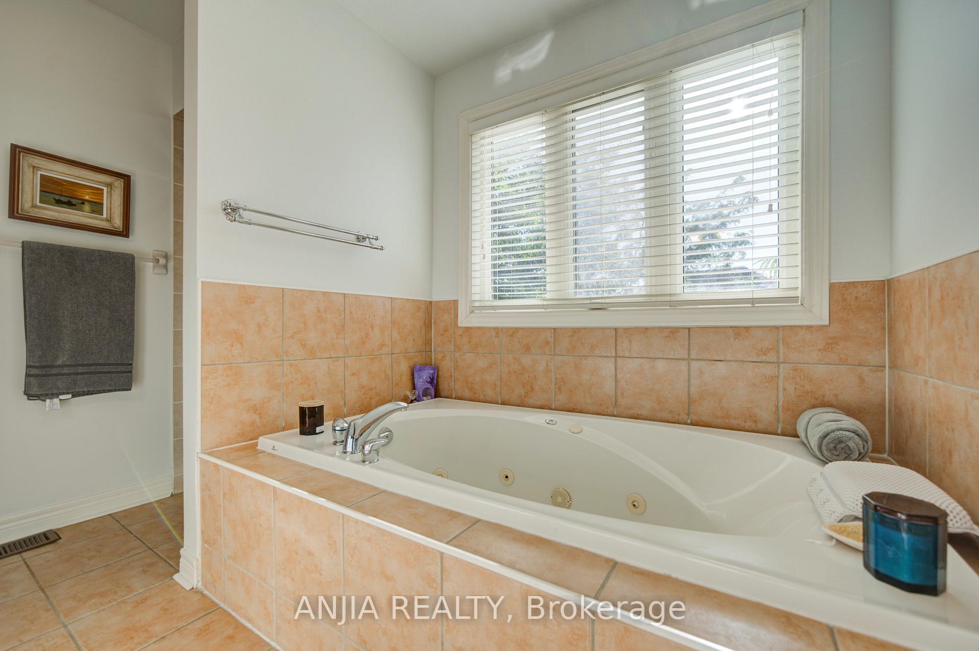 Photo 31 of 16 Forest Manor Place, Markham, Wismer — HOMEH