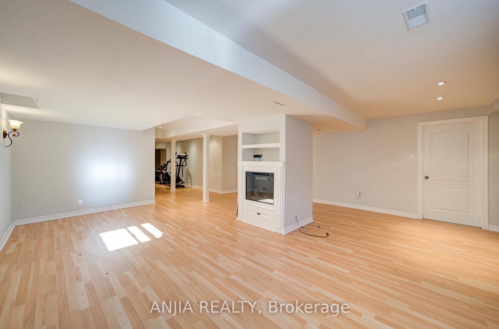 Photo 40 of 16 Forest Manor Place, Markham, Wismer — HOMEH