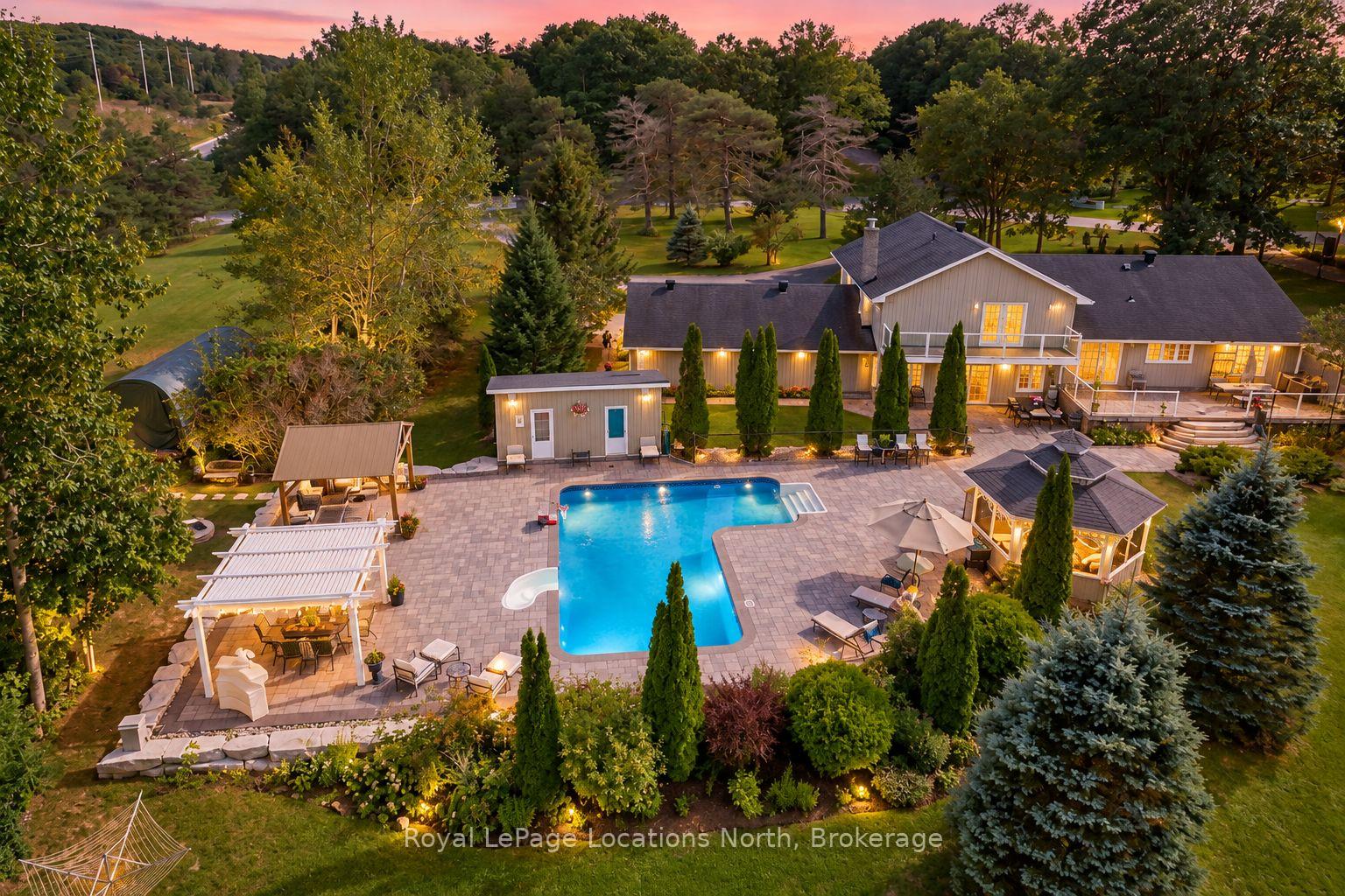 Photo 2 of 2 Mills Circle, Springwater, Midhurst — HOMEH