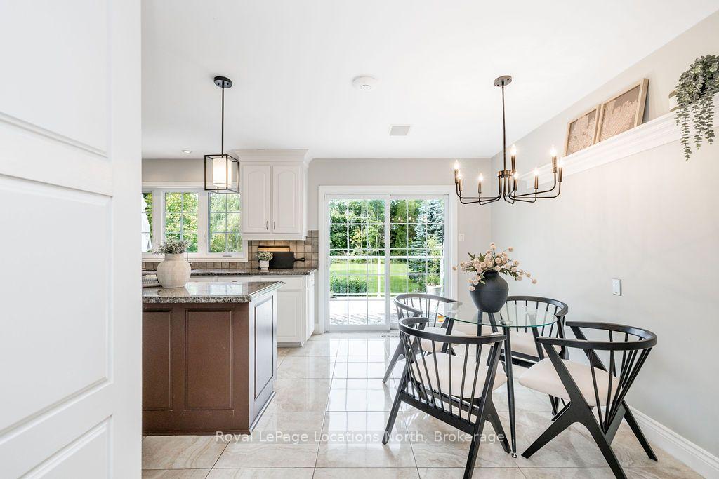 Photo 7 of 2 Mills Circle, Springwater, Midhurst — HOMEH