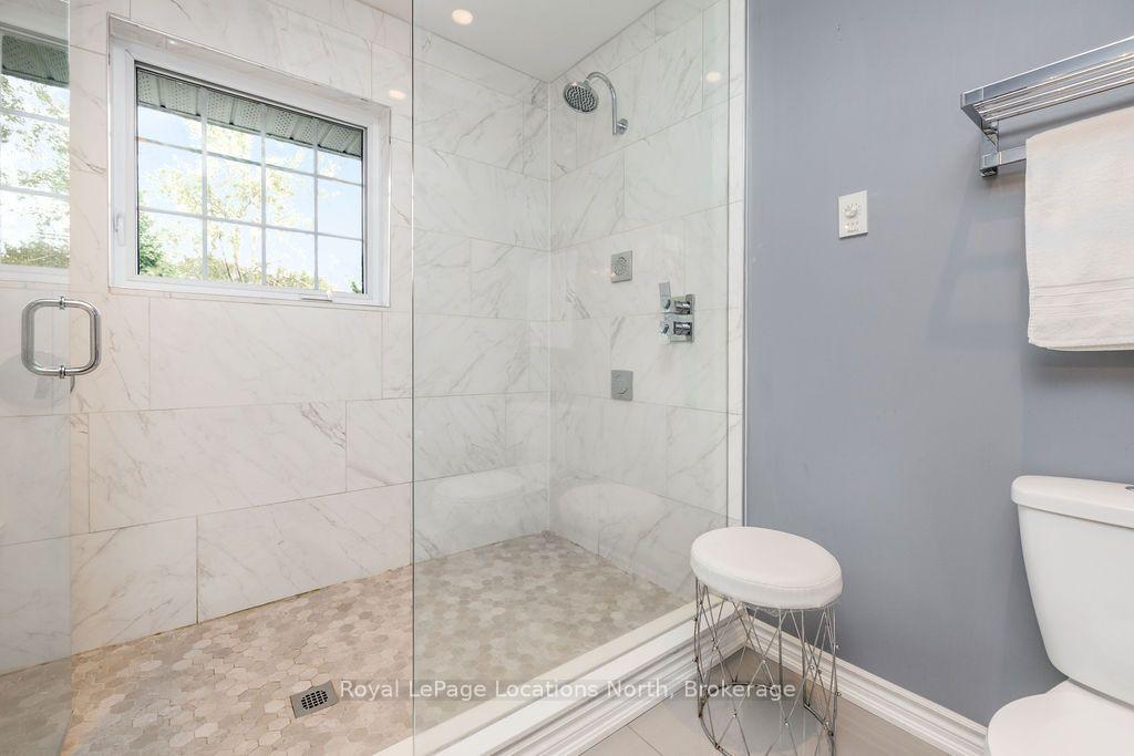 Photo 25 of 2 Mills Circle, Springwater, Midhurst — HOMEH