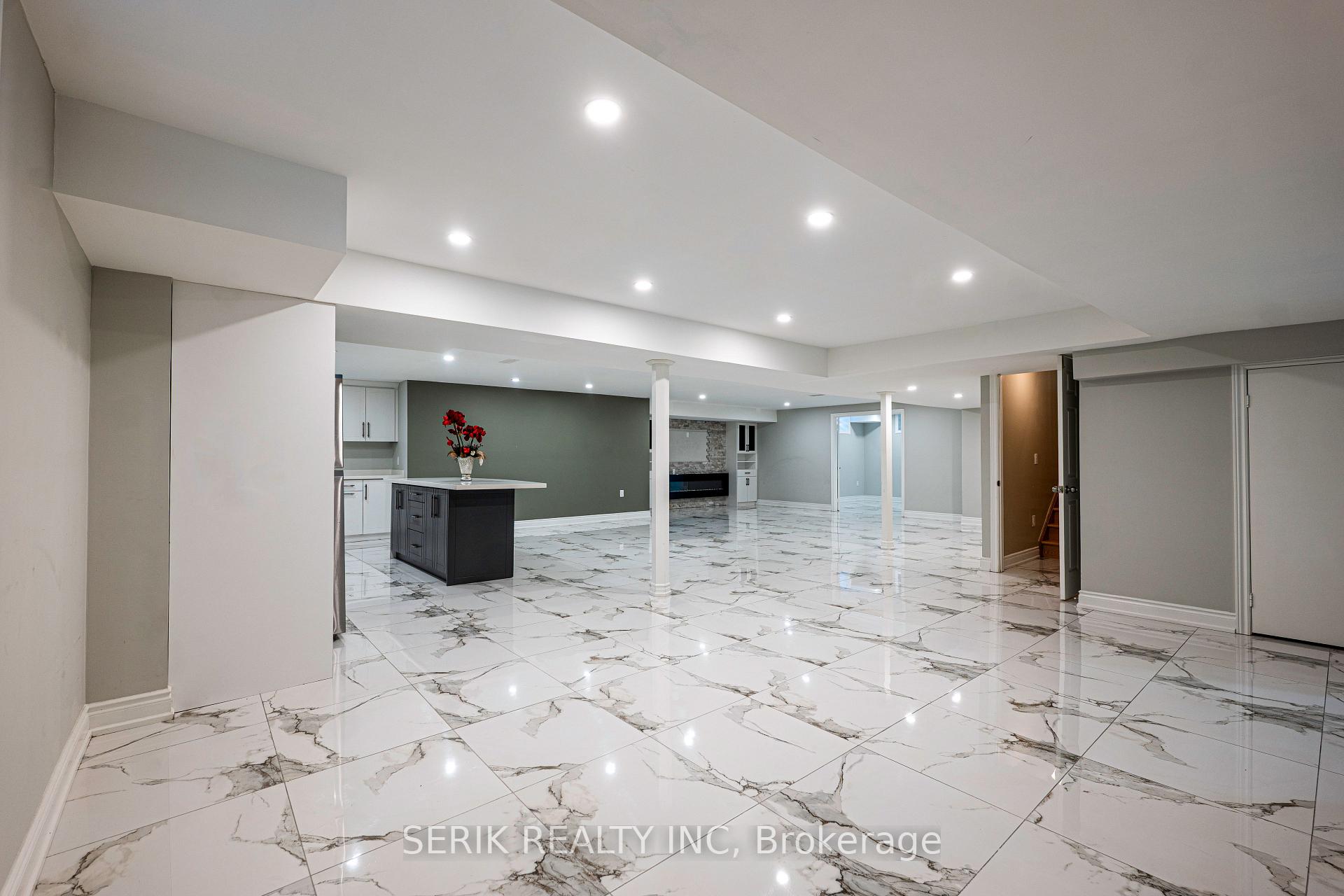 Photo 42 of 64 Burlwood Road, Brampton, Vales of Castlemore — HOMEH