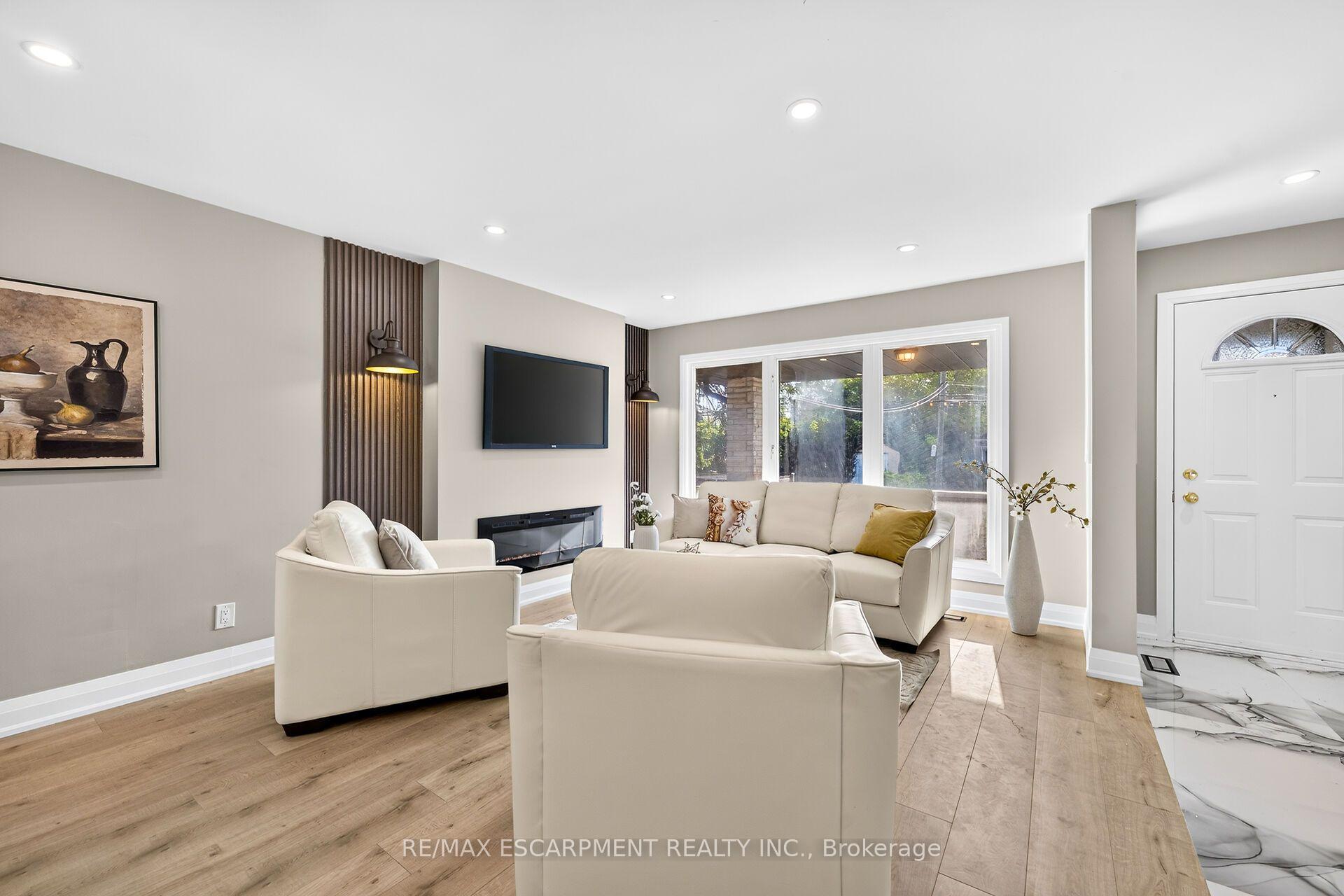 Photo 12 of 362 Rosseau Road, Hamilton, Rosedale — HOMEH