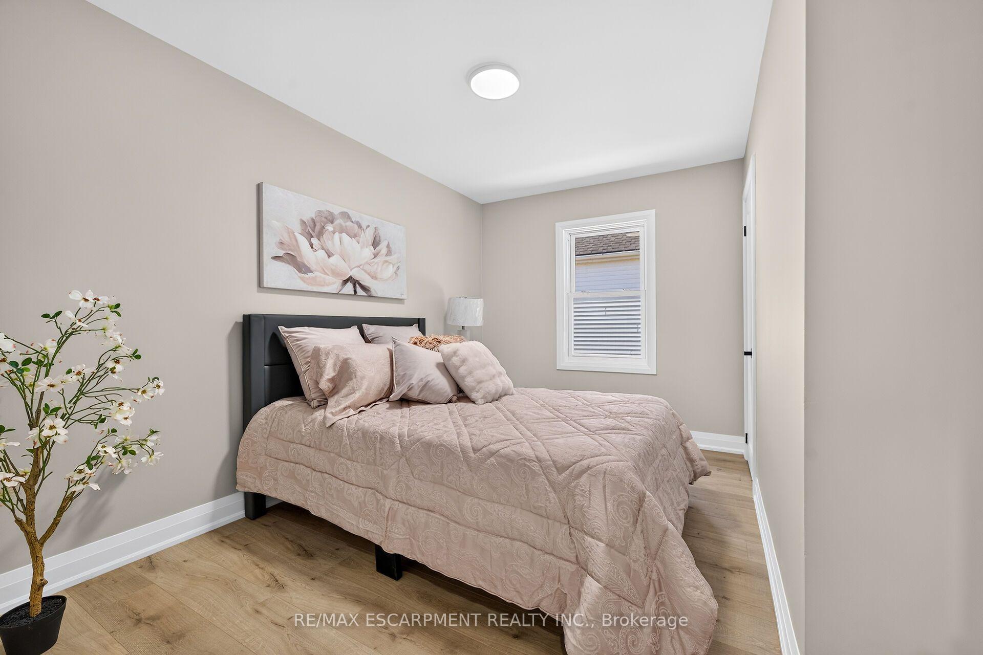 Photo 24 of 362 Rosseau Road, Hamilton, Rosedale — HOMEH