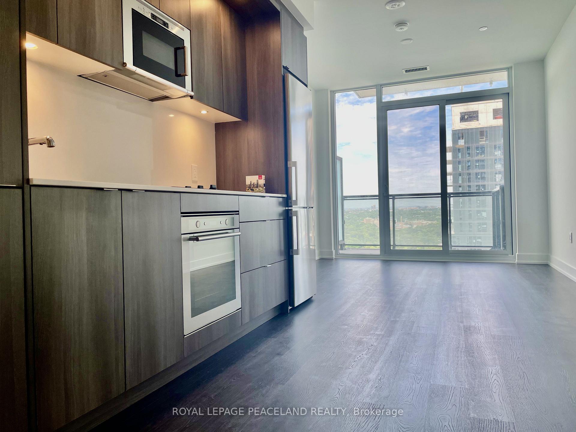 Front of Unit 3011, 30 Inn On The Park Drive