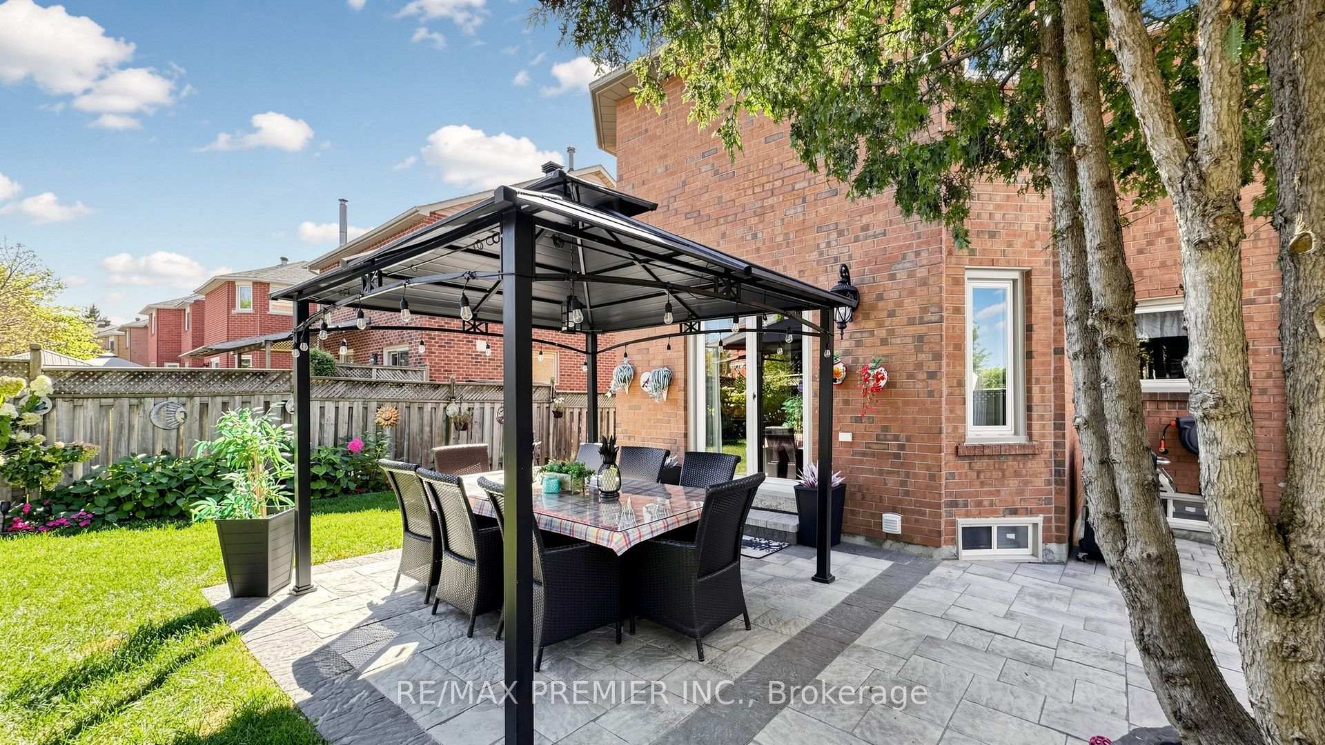 Photo 8 of 97 Golden Meadow Road, Barrie, Bayshore — HOMEH