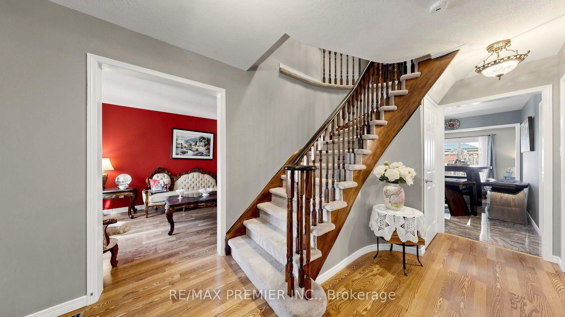 Photo 14 of 97 Golden Meadow Road, Barrie, Bayshore — HOMEH