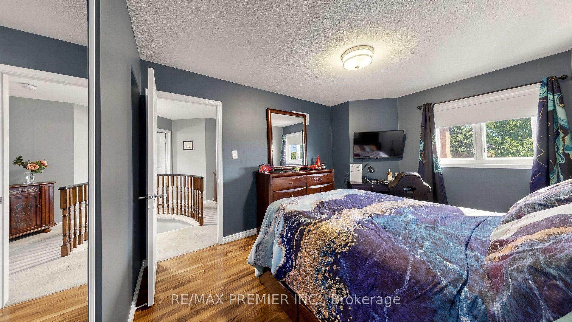 Photo 37 of 97 Golden Meadow Road, Barrie, Bayshore — HOMEH