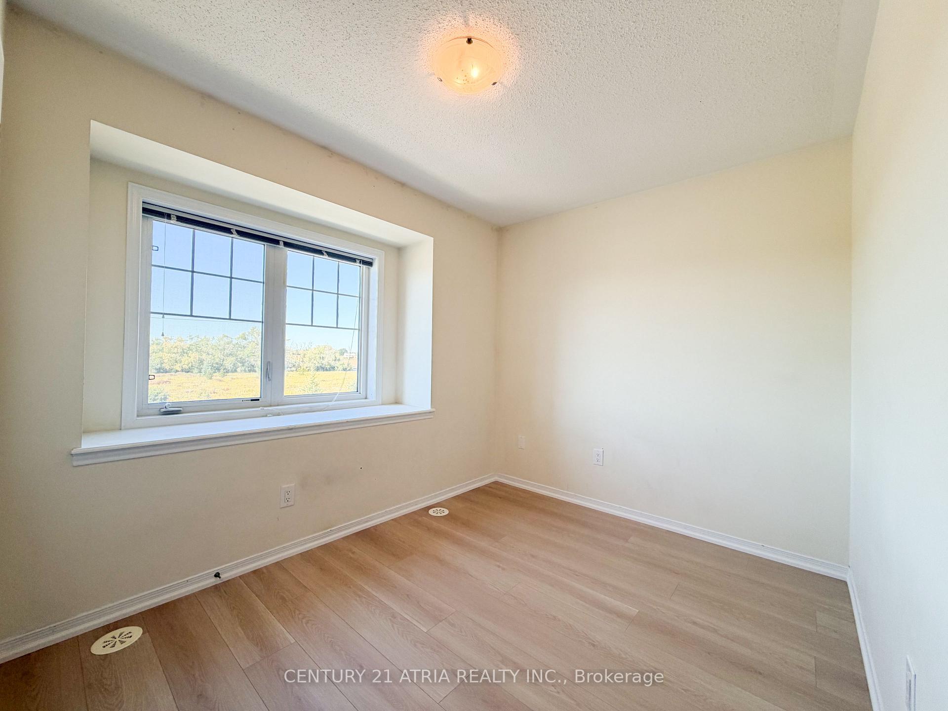 Photo 18 of 5295 Major Mackenzie Drive E, Markham, Berczy — HOMEH