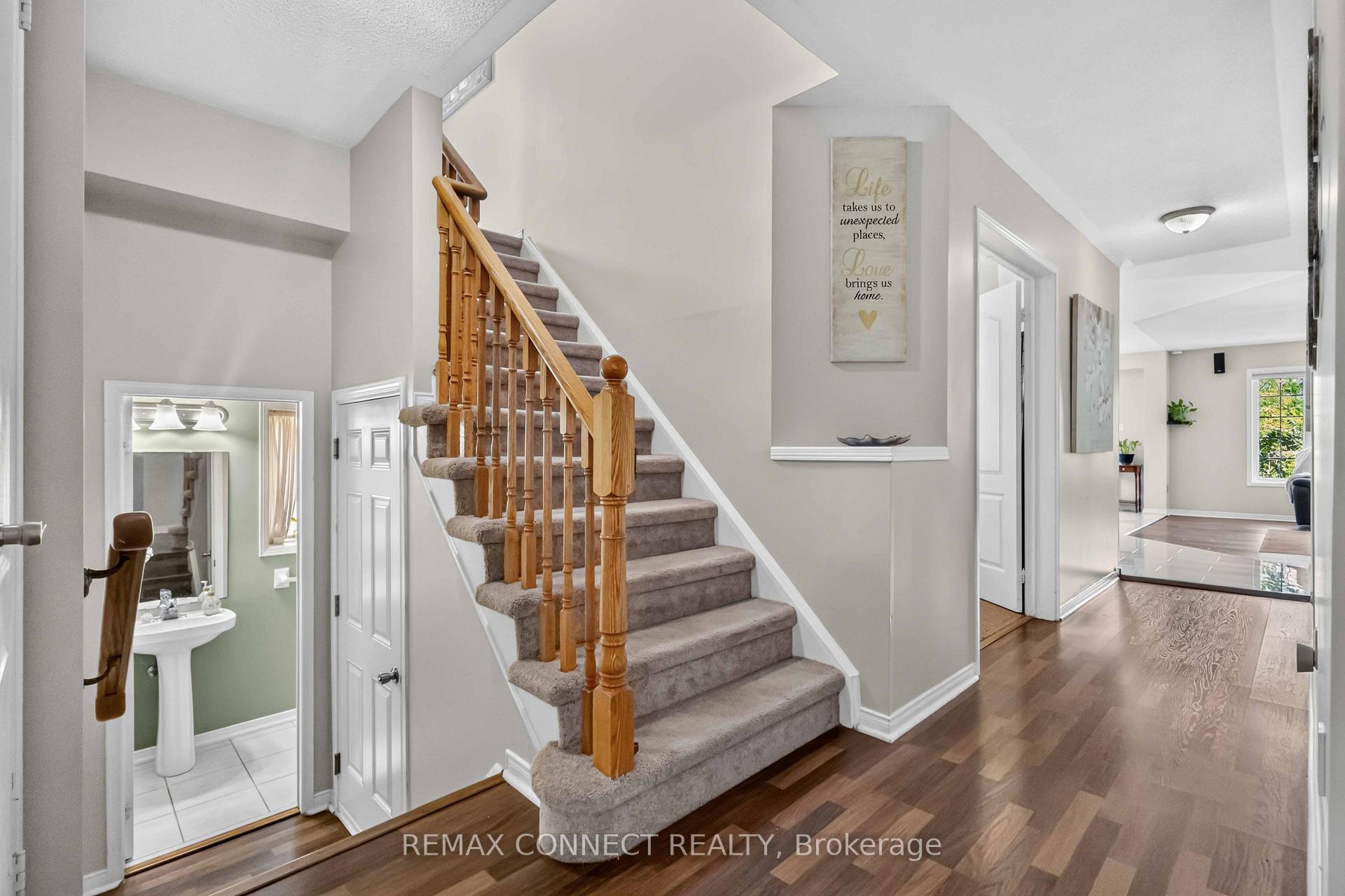 Photo 15 of 72 Warwick Avenue, Ajax, South East — HOMEH